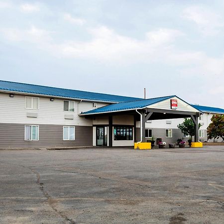 Oyo Hotel Shelby Mt Hwy 2 & I-15 Exterior photo